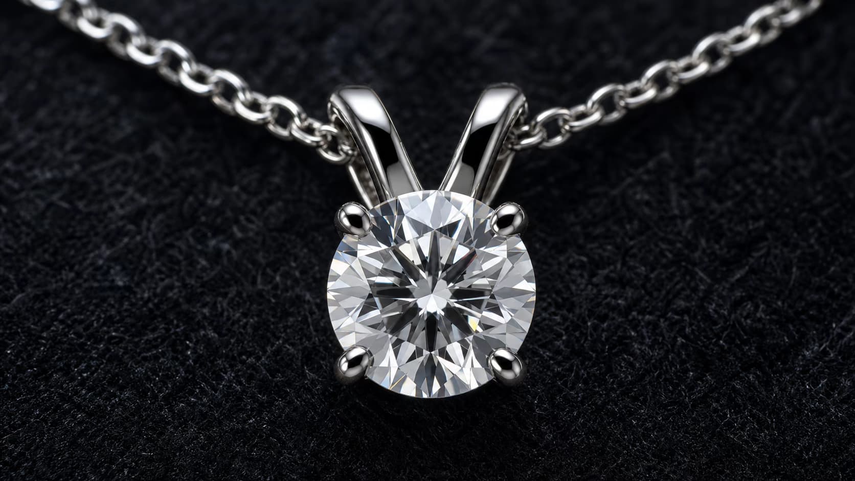 Reveal gemstones, metal finish, sparkle, and craftsmanship in motion
