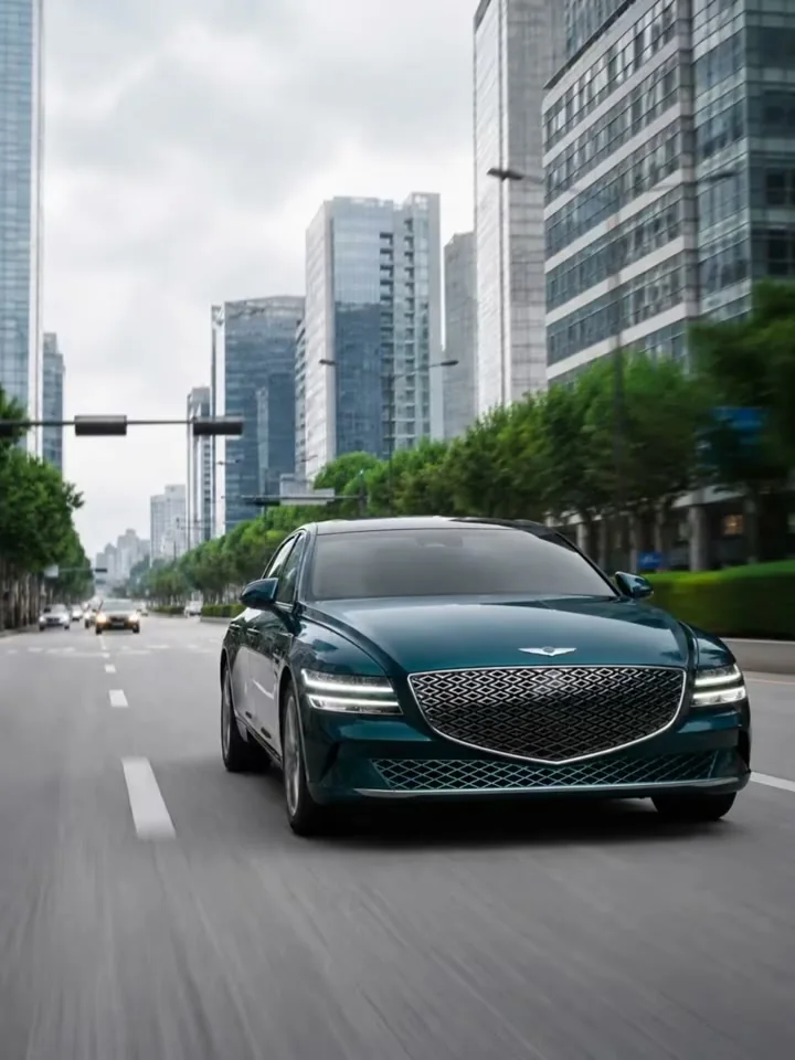 Automotive camera transition